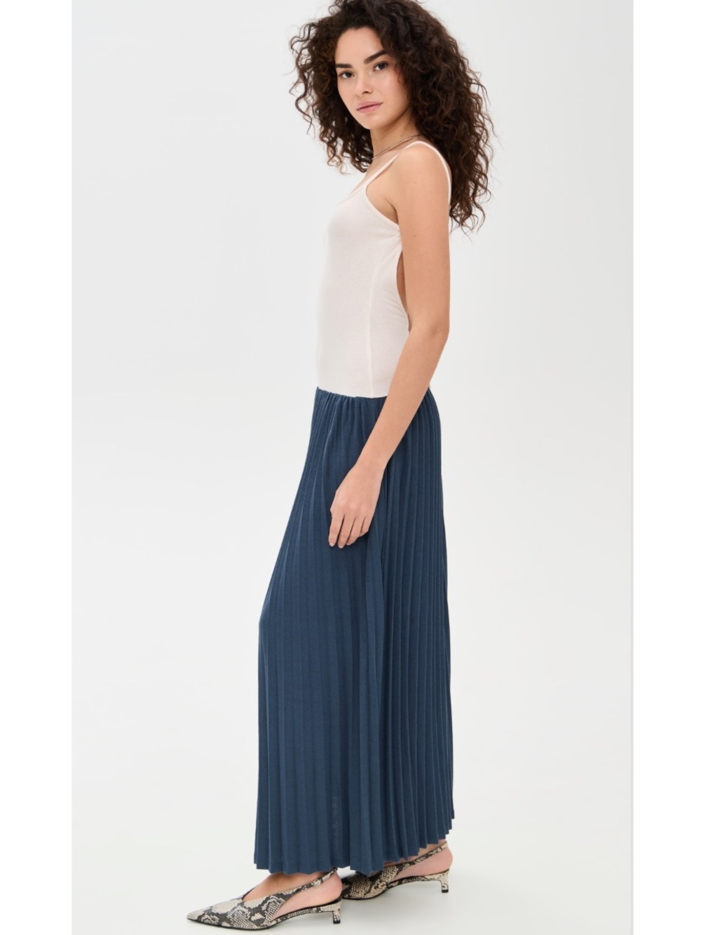 Lioness Renaissance Pleated Maxi Dress Cream Navy Blue New! - Picture 3 of 13